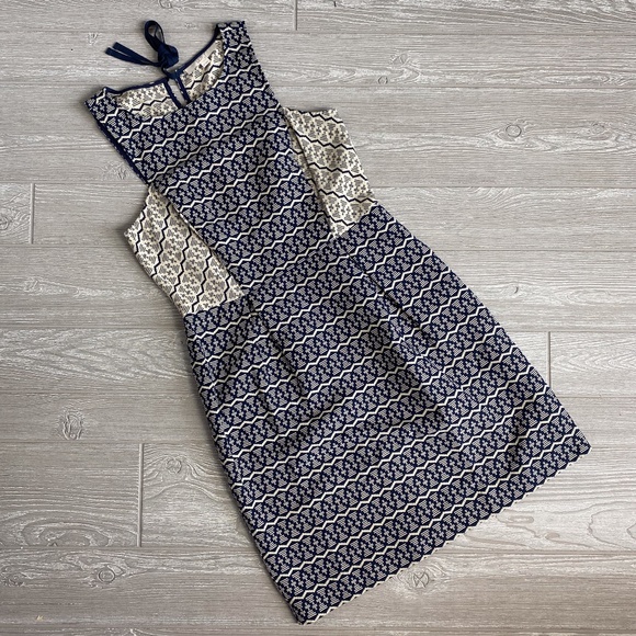 LOFT Dresses & Skirts - LOFT Beautiful Geo-Printed Navy Dress - 2